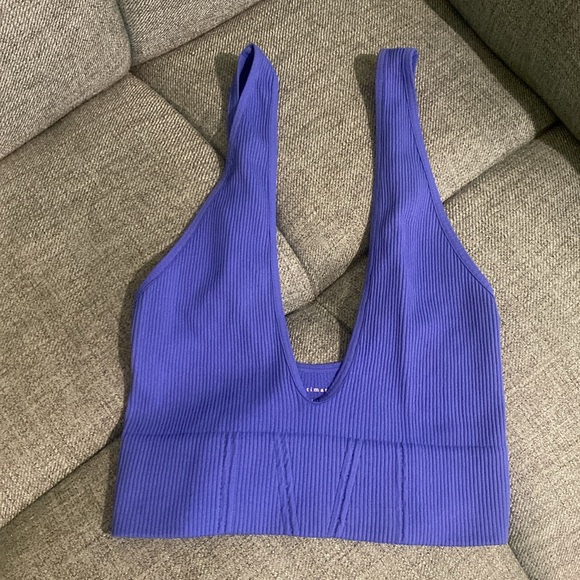 NWOT 🩷💙Free People V Neck Bralette Size M/L - Picture 2 of 8